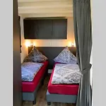 Tiny House 1d *