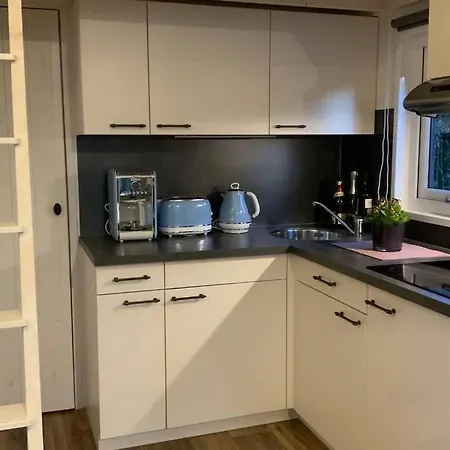 Tiny House 1d *